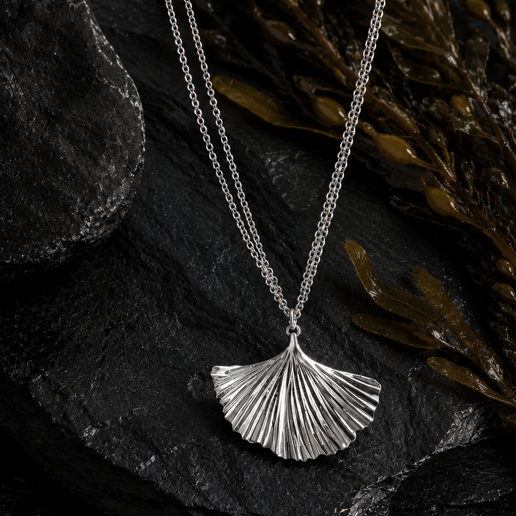 GINKGO NECKLACE